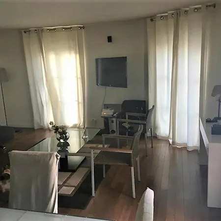 Apartment Luxury 2 Bedroom Coeur De Cannes